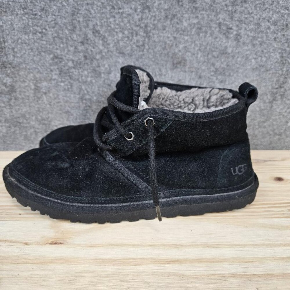 Ugg Mens Black Suede Chukka Boots Size 9